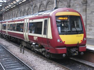 170470 at Edinburgh Waverley. &copy; Byron5574