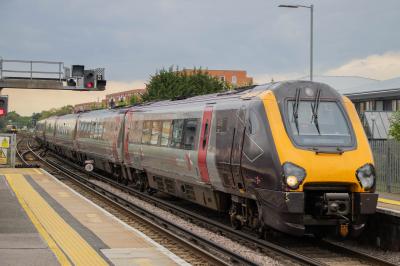 220007 at Basingstoke. &copy; Zain