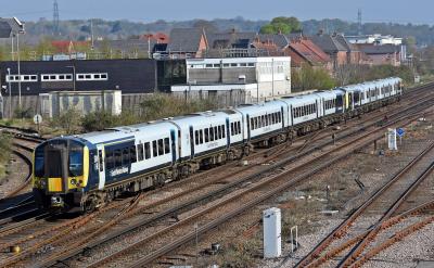 photo of 444003 at Eastleigh