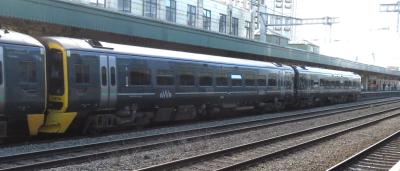 158750 at Cardiff Central. &copy; Geoff