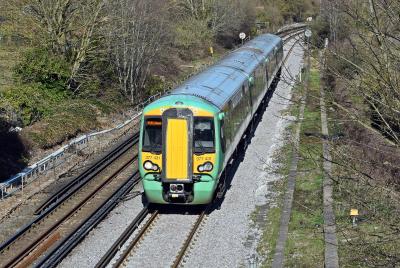 377431 at Bedhampton. &copy; Bestieboy