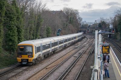 465006 at Wandsworth Road. &copy; Zain