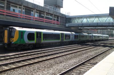 350106 at Stafford. &copy; JM-Freightliner