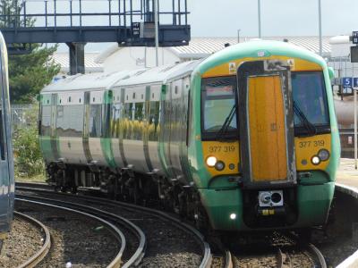 377319 at Fratton. &copy; Trainman5862