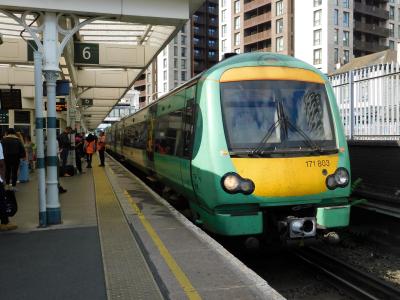 171803 at East Croydon. &copy; Trainman5862
