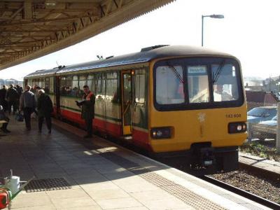 143606 at Cardiff Central. &copy; Byron5574