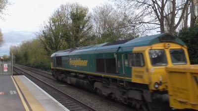 66569 at Keynsham. &copy; JM-Freightliner