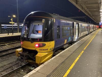 333006 at Doncaster. &copy; Pistolpete008