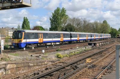 378208 at Clapham Junction. &copy; llamafish