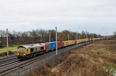 66786 at Winwick. &copy; stevexos