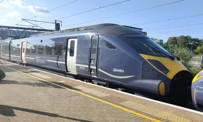 395001 at Ashford International. &copy; Geoff