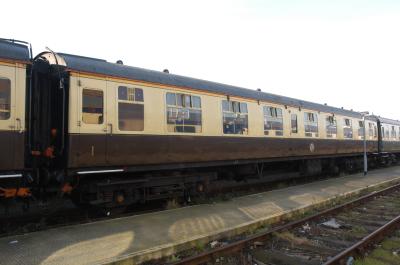 3098 Coach at Old Oak Common TMD. &copy; Byron5574