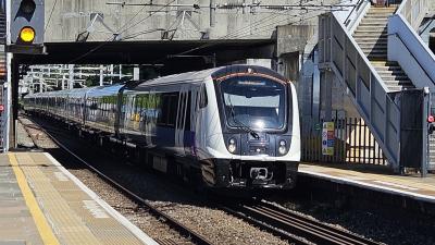 photo of 345054 at Acton Main Line