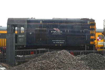 08871 at Derby RTC. &copy; MJM