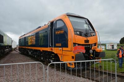 99008 at Long Marston. &copy; AJax