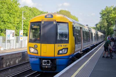 378141 at Wandsworth Road. &copy; Zain