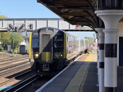 450047 at Eastleigh. &copy; Luivery