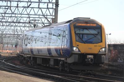 331026 at Manchester Piccadilly. &copy; ConnorsRailPhotography