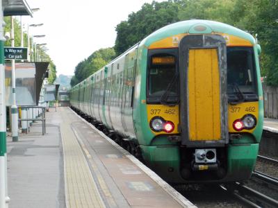 377462 at Burgess Hill. &copy; Trainman5862
