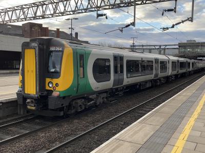 350264 at Stafford. &copy; BigKev