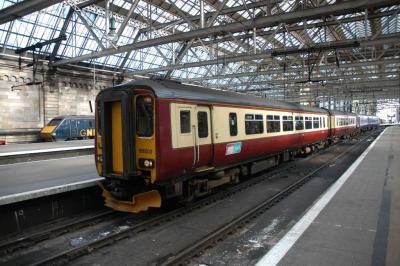 156502 at Glasgow Central. &copy; Byron5574