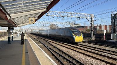 390049 at Crewe. &copy; Luivery