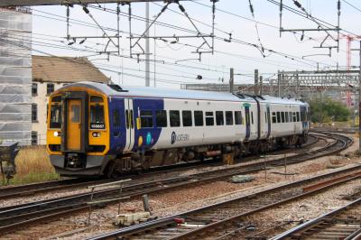 158867 at Leeds. &copy; South Coast Trainspotter