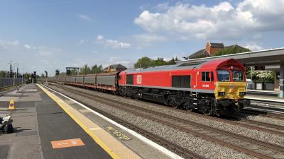 66098 at Oxford. &copy; Luivery