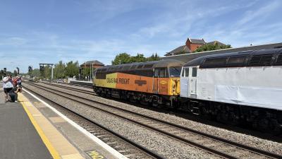 56049 at Oxford. &copy; Luivery