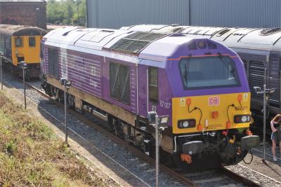 67007 at Barrow Hill. &copy; Gary37401