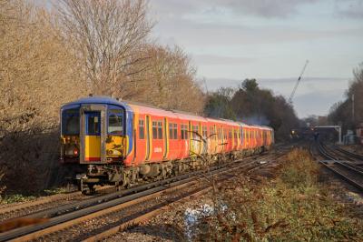5737,5710,37884 at Earlsfield. &copy; Zain