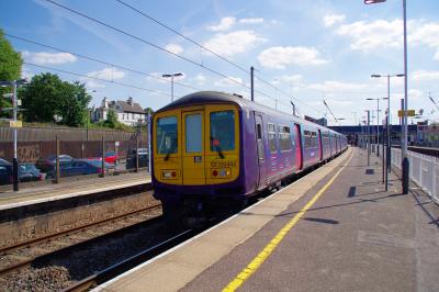 319452 at Hendon. &copy; Shotts