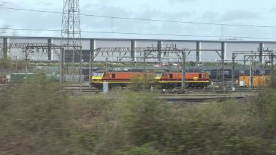 90003,90048 at Crewe Basford Hall Freightliner Depot. &copy; Luivery