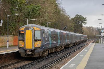 375815 at Chislehurst. &copy; Zain