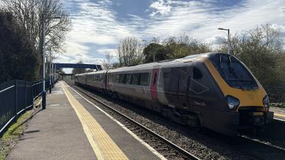 221140 at Kings Sutton. &copy; Luivery