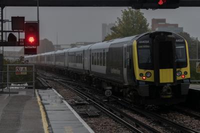 444014 at Basingstoke. &copy; Harry Bennellick