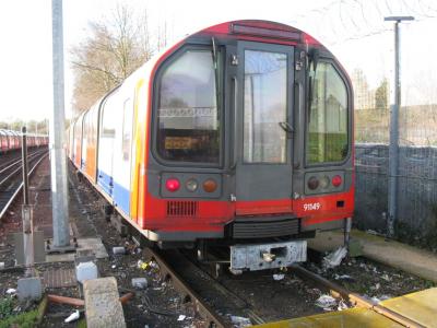 LU91149 at Loughton (LU). &copy; Byron5574