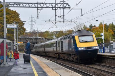 photo of 43021 at Croy