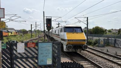 91106 at Newark North Gate. &copy; Luivery