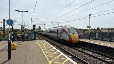 801230 at Newark North Gate. &copy; Luivery