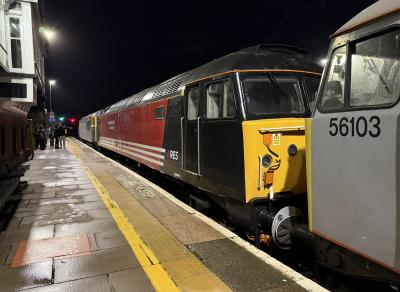 47715 at Totnes. &copy; AJax