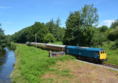 25262 at South Devon Railway - Hood Bridge. &copy; AJax