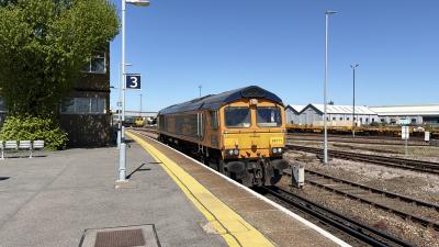 66771 at Eastleigh. &copy; Luivery