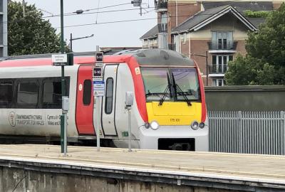 175101 at Cardiff Central. &copy; Steve