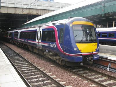 170403 at Edinburgh Waverley. &copy; Byron5574
