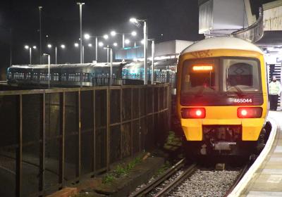 465044 at Dartford. &copy; MJM
