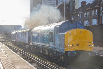 37611,37423 at Woking. &copy; Zain