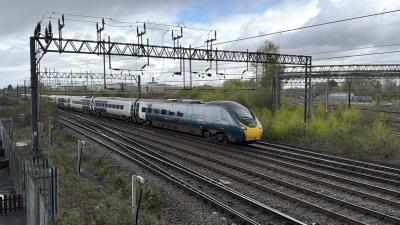 390112 at Crewe. &copy; Luivery