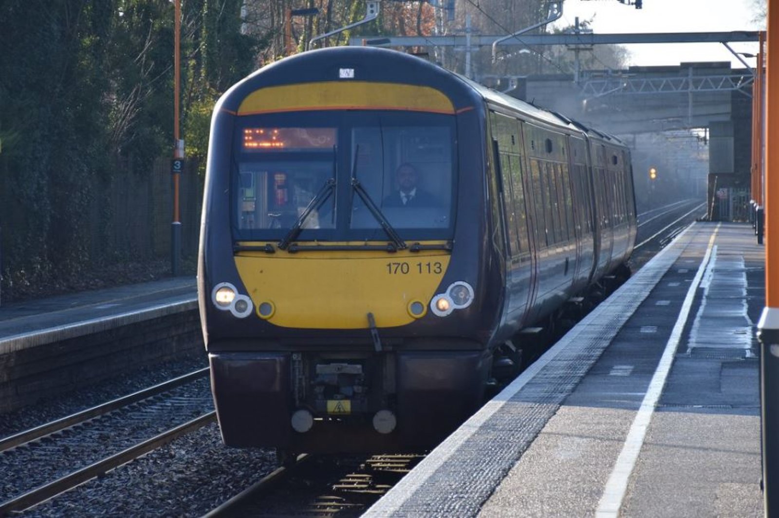 Photo of 170113 at Barnt Green — trainlogger