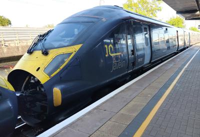 395023 at Ashford International. &copy; Geoff